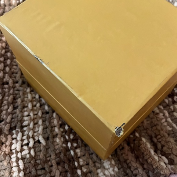 Beautiful glass ornament snowflake design inside snowflake and color change base - Picture 10 of 10